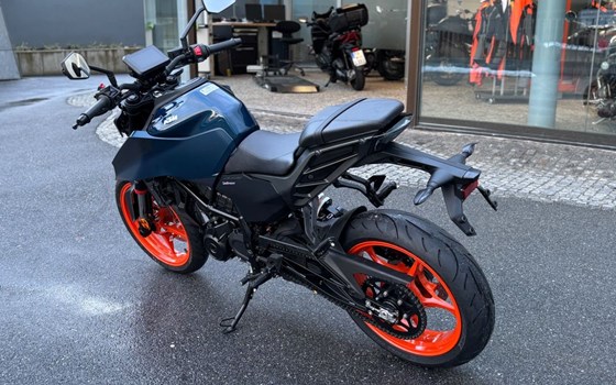 Neufahrzeug KTM 125 Duke - Bild 9