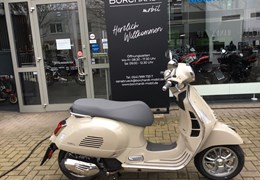 Neumotorrad Vespa GTS 125