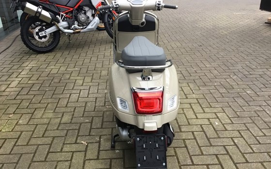 Neufahrzeug Vespa GTS 125 - Bild 4