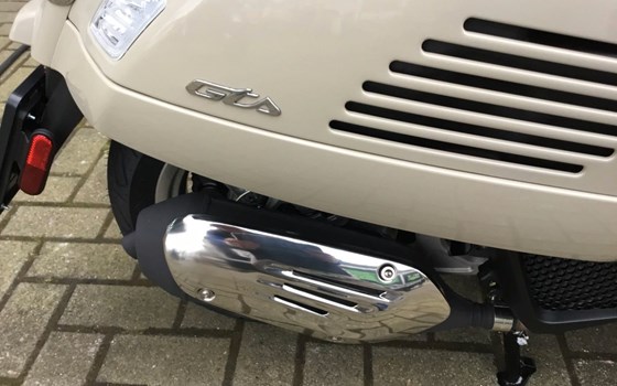 Neufahrzeug Vespa GTS 125 - Bild 9