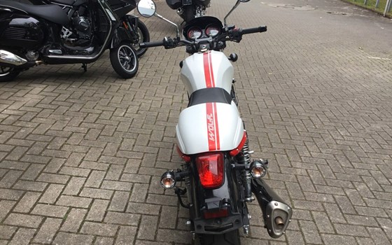 Gebrauchtmotorrad Sym Wolf CR 300i - Bild 4