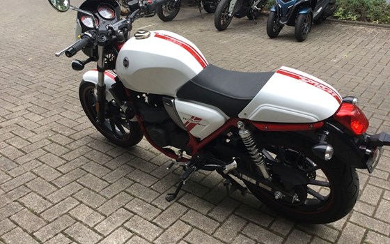 Gebrauchtmotorrad Sym Wolf CR 300i - Bild 5