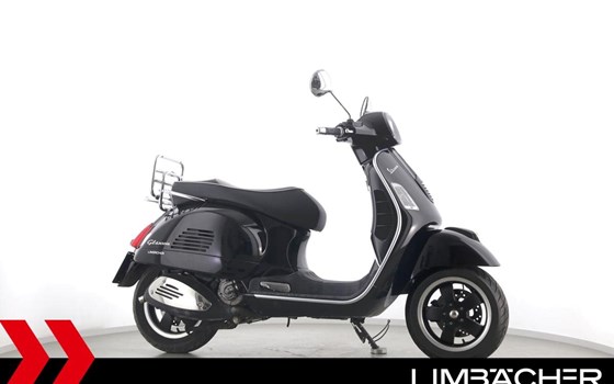 Gebrauchtmotorrad Vespa GTS 300 Super - Bild 1