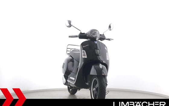Gebrauchtmotorrad Vespa GTS 300 Super - Bild 11