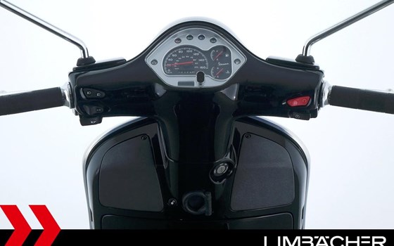 Gebrauchtmotorrad Vespa GTS 300 Super - Bild 14