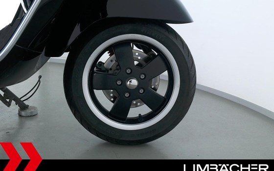 Gebrauchtmotorrad Vespa GTS 300 Super - Bild 15