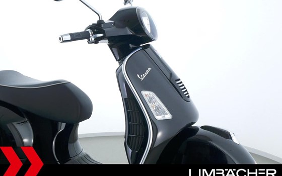 Gebrauchtmotorrad Vespa GTS 300 Super - Bild 26