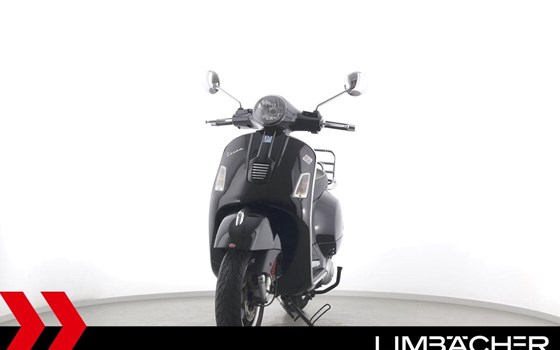 Gebrauchtmotorrad Vespa GTS 300 Super - Bild 3