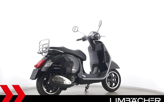 Gebrauchtmotorrad Vespa GTS 300 Super - Bild 9
