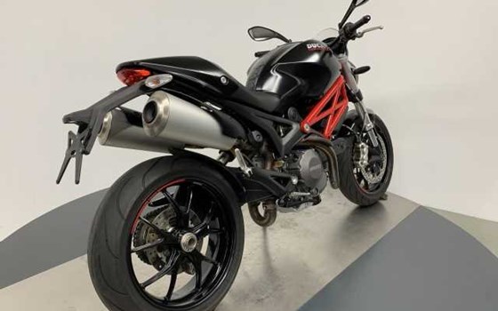 Gebrauchtmotorrad Ducati Monster 796 - Bild 3