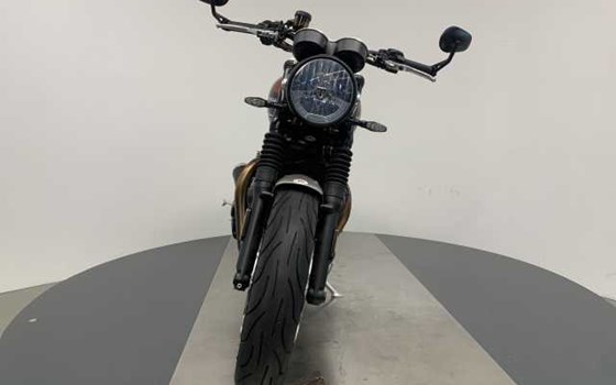 Gebrauchtmotorrad Triumph Speed Twin 1200 - Bild 5