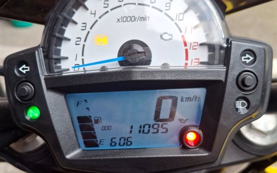 Gebrauchtmotorrad Kawasaki ER-6n - Bild 6