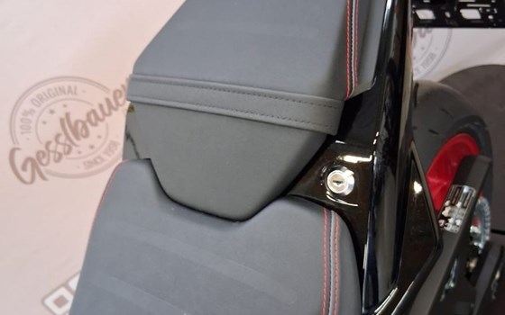 Neufahrzeug Suzuki GSX-8TT - Bild 8