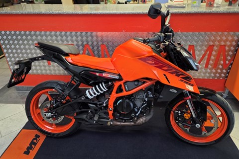 Die 5 besten A2 Naked Bikes bis 3.000 Euro