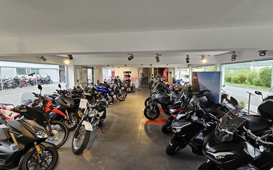 Gebrauchtmotorrad Honda SH125i - Bild 19