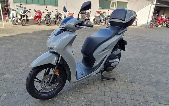 Gebrauchtmotorrad Honda SH125i - Bild 5