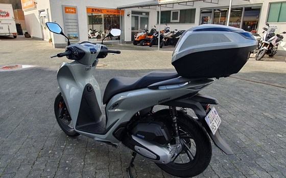 Gebrauchtmotorrad Honda SH125i - Bild 7