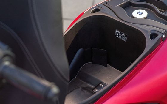 Neufahrzeug Yamaha RayZR - Bild 2