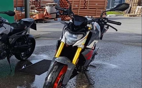 Gebrauchtmotorrad BMW G 310 R - Bild 2