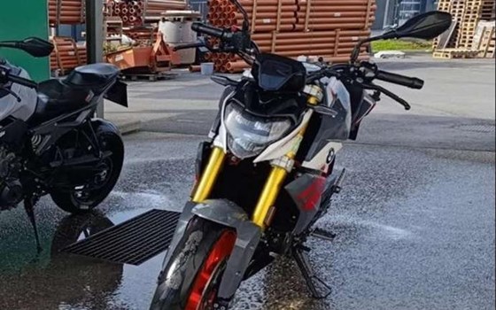 Gebrauchtmotorrad BMW G 310 R - Bild 2