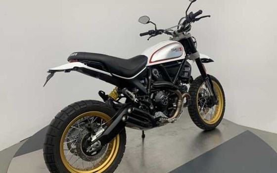 Gebrauchtmotorrad Ducati Scrambler Desert Sled - Bild 3