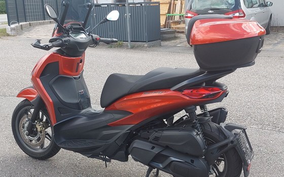 Gebrauchtmotorrad Piaggio Beverly S 400 hpe - Bild 2