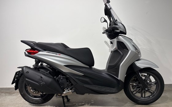Gebrauchtmotorrad Piaggio Beverly 400 S - Bild 1