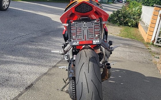 Gebrauchtmotorrad Honda CB 1000 R - Bild 8