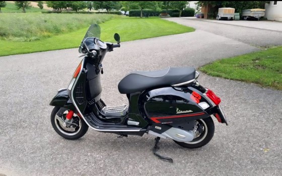 Gebrauchtmotorrad Vespa GTS 125 - Bild 5