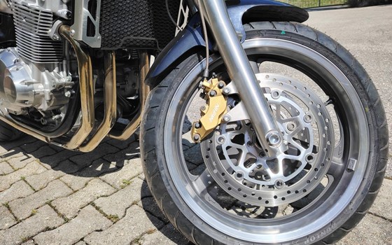 Gebrauchtmotorrad Honda X4 (SC38) - Bild 2