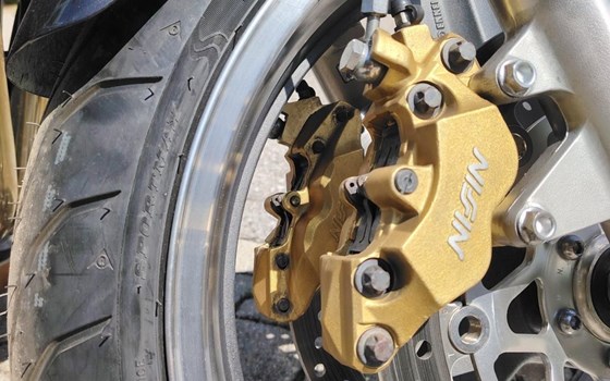 Gebrauchtmotorrad Honda X4 (SC38) - Bild 6