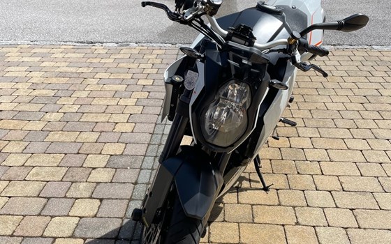 Gebrauchtmotorrad KTM 990 Super Duke R - Bild 2