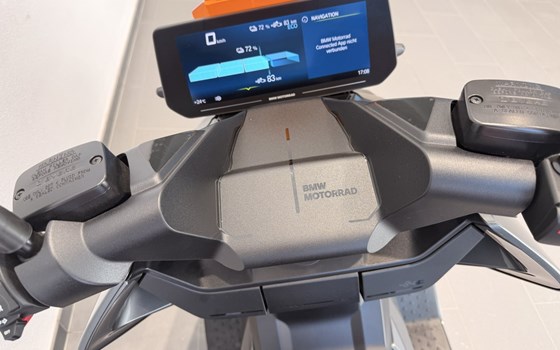 Gebrauchtmotorrad BMW CE 04 - Bild 6