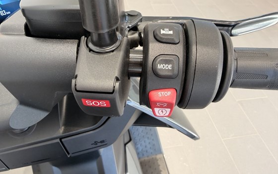 Gebrauchtmotorrad BMW CE 04 - Bild 7