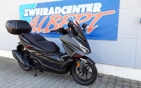 Gebrauchtmotorrad Honda Forza 350 Special Edition - Bild 5