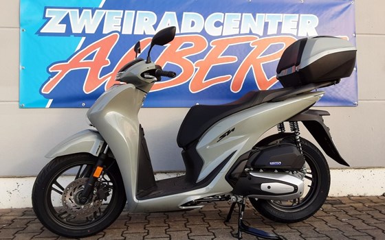 Gebrauchtmotorrad Honda SH125i - Bild 1
