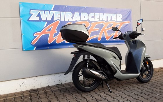 Gebrauchtmotorrad Honda SH125i - Bild 6