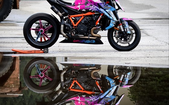 Gebrauchtmotorrad KTM 1390 Super Duke R - Bild 3