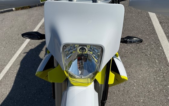 Gebrauchtmotorrad Husqvarna 701 Enduro - Bild 14