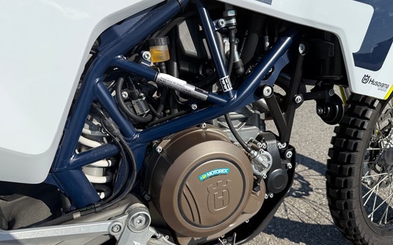 Gebrauchtmotorrad Husqvarna 701 Enduro - Bild 6