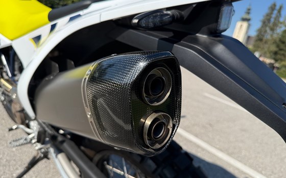 Gebrauchtmotorrad Husqvarna 701 Enduro - Bild 9