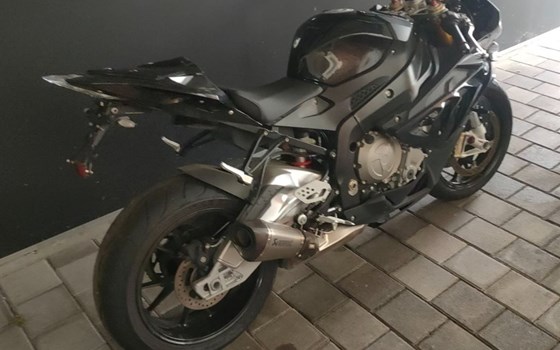 Gebrauchtmotorrad BMW S 1000 RR - Bild 4