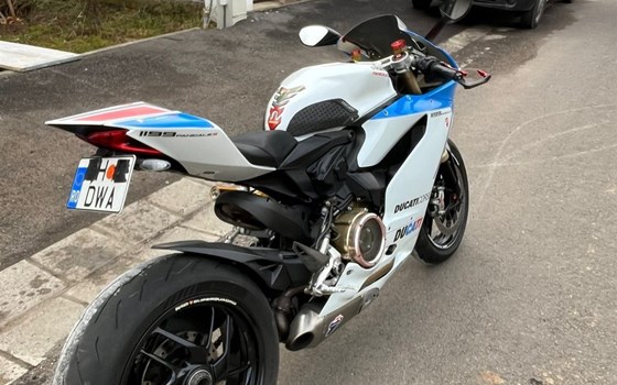 Gebrauchtmotorrad Ducati 1199 Panigale Tricolor - Bild 4