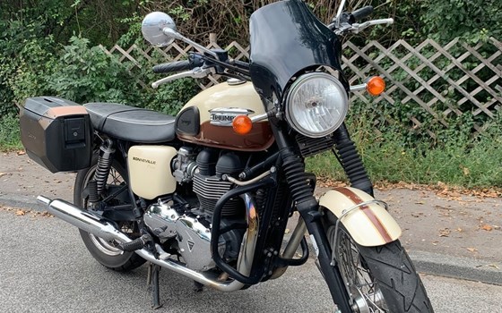 Gebrauchtmotorrad Triumph Bonneville - Bild 1