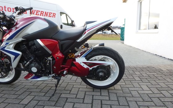 Gebrauchtmotorrad Honda CB1000R+ - Bild 3
