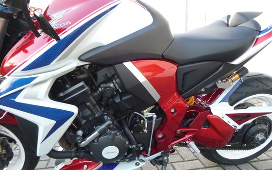 Gebrauchtmotorrad Honda CB1000R+ - Bild 6