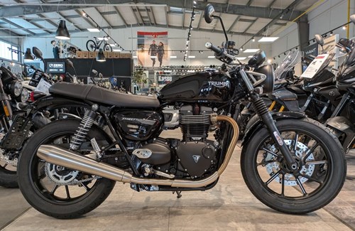 Gebrauchtmotorrad Triumph Street Twin