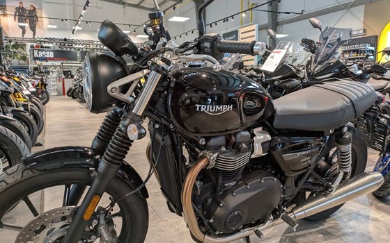 Gebrauchtmotorrad Triumph Street Twin - Bild 3