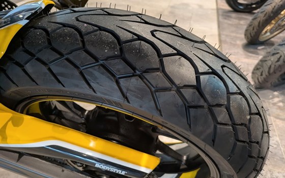 Gebrauchtmotorrad Yamaha XSR700 - Bild 3