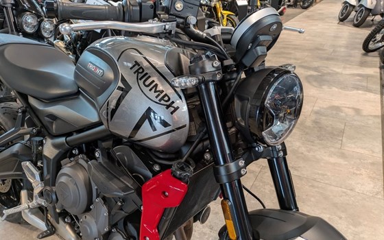 Gebrauchtmotorrad Triumph Trident 660 - Bild 3